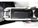 トヨタ認定中古車保証付!(1年間、距離無制限 HV車はHV保証付) 別途延長保証もご用意しております♪ ぜひ現車を確認にご来店ください