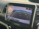 【バックカメラ】駐車時に後方がリアルタイム映像で確認できます。大型商業施設や立体駐車場での駐車時や、夜間のバック時に大活躍!運転スキルに関わらず、今や必須となった装備のひとつです!
