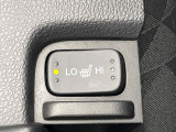【前席シートヒーター】寒い日に重宝するシートヒーター!エアコンより早く温まってくれるので寒がりの人も安心ですね♪エアコンの温風は乾燥するから苦手、という方にもをおすすめです。