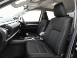 大きく開くドアでスムーズな乗降ができます。