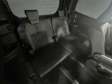 サードシートにしっかり3名乗車できます!