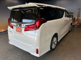 キッズスペースもございますので、お子様連れの方でも安心してお車を見てご商談できます♪