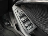 BMW専門のメカニックが、100項目にも上るポイントを徹底的にチェック。交換基準に達した部品があれば、弊社負担にて交換後、お客様へご納車致します。