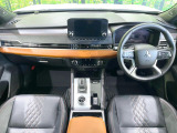 アウトランダー PHEV 2.4 P 4WD 