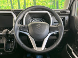 【純正革巻きステアリング】上質な革を使用することで、手にしっかり馴染みとても運転しやすいハンドルです♪