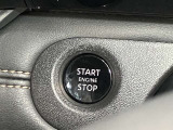 【プッシュ式エンジン】プッシュ式エンジンスタートでブレーキを踏んでボタンを押すだけでエンジン始動がスムーズ!!鍵をカバンに入れているだけでエンジンの始動が可能★とても便利な機能です
