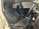 運転席も広々としており運転しやすい環境を実現しています☆室内クリーニングも実施済みです。