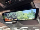 【デジタルインナーミラー】後席の大きな荷物や同乗者で後方が確認しづらい時でも安心!カメラが撮影した車両後方の映像をルームミラー内に表示。クリアな視界で状況の確認が可能です!