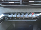 運転席操作部になります。
