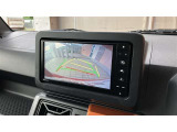 パックモニタ-も装備しております。車庫入れの苦手なお客様、もうご心配いりません。重宝してくれると思います。