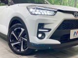 【シーケンシャルターンランプ付きLEDヘッドライト】人気の『流れるウィンカー』付きのLEDヘッドライトを装備♪高級感はもちろん、点灯時は存在感たっぷりで他車からも認識されやすく安心です。