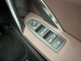 BMW専門のメカニックが、100項目にも上るポイントを徹底的にチェック。交換基準に達した部品があれば、弊社負担にて交換後、お客様へご納車致します。