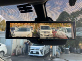 気になるお車がありましたら右の電話番号から直接お店にお問い合わせください。支払方法から車両情報、状態までなんでもご説明させて頂きます。スタッフ一同ご連絡お待ちしております。