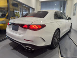 メルセデス・ベンツの定める厳しい基準をクリアしたお車のみをご案内させて頂きます。納車前整備はメーカー規定に基づき100項目にも及ぶ点検を熟練のメカニックによって行いご納車させて頂きます。