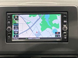 日産純正メモリーナビ(MJ120D-W)です。クリアな画質を楽しんでいただけるフルセグ地デジTVなど、書ききれないほどの機能が満載です。
