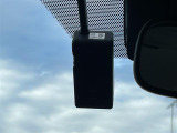 【ドライブレコーダー】映像・音声などの運転中の記録を残します。事故などを起こした起こされた時の証拠になりえますので、もしも時でも安心ですね。