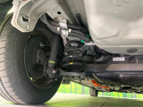 お車を安心してお乗りいただく為には、足回りの定期点検が欠かせません。サービスサポート(有償保証)では無料点検もご提供しており、安心のカーライフをお過ごしいただけるサポート体制が整っています。