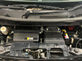 エンジンルームもクリーニング済みできれいですよ。日産の整備士がしっかりと丁寧に点検していますので安心してお乗りいただけます