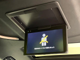 【フリップダウンモニター】大画面モニターで後席でもエンタメをお楽しみいただけます。小さなお子様にも大人気の装備です♪