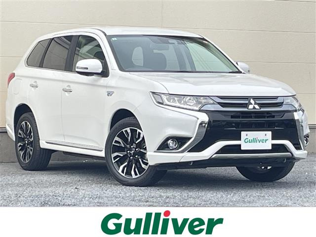 アウトランダーPHEV 2.0 G ナビパッケージ 4WD 4WD ワンオーナー