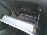 収納が充実しているので、車内をすっきりきれいに保てます。