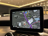 バックカメラにより駐車時の後方確認も楽にできます。