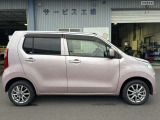 常時20数台のお車を展示しておりますので、お気軽にお立ち寄りください♪