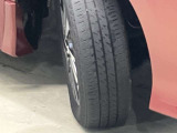 エンジンルームもクリーニング済みできれいですよ。日産の整備士がしっかりと丁寧に点検していますので安心してお乗りいただけます