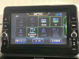 高性能で使いやすい日産純正ナビゲーションです。フルセグTVも鑑賞出来るしBluetooth機能付なのでお手持ちの携帯電話でハンドフリー通話も出来ます。