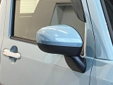 安全・安心な走行のために、納車前にダイハツのクルマを知り尽くしたエキスパートが基本性能に関わる機能や状態を徹底的に点検。消耗部品の交換など法定12ヶ月点検相当の点検・整備を実施しております。