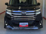 お客様に気持ち良く乗っていただけるよう、工具を使わず取り外せる部品は全て取り外し清掃しております。シート可動の場合は、シートを動かし裏側まで清掃を行っております。