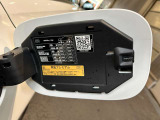 3人分のシートポジションを記憶させる事が可能で、スイッチ一つでベストポジションを呼び出せます。シートポジションを毎回設定する煩わしさがなくなり大変便利な装備です。