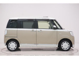 県内13店舗にて常時500台以上ダイハツ車を展示中です。見て、触って、納得のいく一台をぜひ見つけてください。