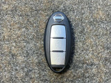 【インテリジェントキー】広い駐車場でどこに止めた分らない時!リモコンスイッチボタンを押すとクルマがピッと音とハザードランプで応えてくれます!