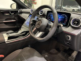 メルセデス・ベンツ車は、妥協を許さない常に高水準の技術と品質をもって製造されており、いつもでも変わらぬ価値を提供いたしております。