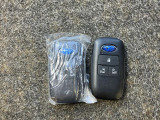 【キーレス】離れた場所から鍵を閉めたか忘れてしまった!そんな時もリモコンボタンを押すだけで施錠できます!