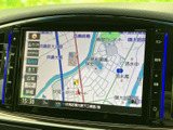 地図を大きく表示し、道路や周辺施設を画面上で確認できます。縮尺や詳細表示も選べるため、目的地までの道順を確認したいお出かけの際に役立ちます。