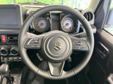 【純正革巻きステアリング】上質な革を使用することで、手にしっかり馴染みとても運転しやすいハンドルです♪