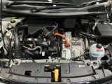 エンジンルームもクリーニング済みできれいですよ。日産の整備士がしっかりと丁寧に点検していますので安心してお乗りいただけます