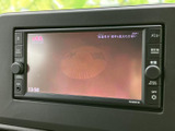 テレビ番組を画面に表示でき、停車中の待ち時間などに映像を楽しめます。画面に番組映像が映るため、車内で過ごす時間の過ごし方に選択肢が広がります。