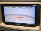 【バックモニター】後方の死角や障害物などを安全確認しながら駐車できます。運転初心者も熟練者も安心ですね♪