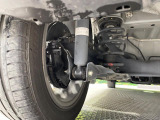お車を安心してお乗りいただく為には、足回りの定期点検が欠かせません。サービスサポート(有償保証)では無料点検もご提供しており、安心のカーライフをお過ごしいただけるサポート体制が整っています。