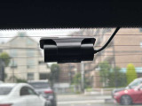 店舗へのアクセスはお車の場合、東名高速道路「東名川崎IC」「横浜青葉IC」、公共交通機関の場合、東急田園都市線・横浜市営地下鉄ブルーライン「あざみ野」が最寄です。あざみ野駅より徒歩3分の場所にございます。