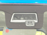 【スズキ セーフティサポート】走行中に前方の車両等を認識し、衝突しそうな時は警報とブレーキで衝突回避と被害軽減をアシスト。より安全にドライブをお楽しみいただけます。