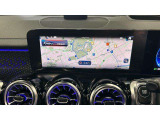 バックカメラにより駐車時の後方確認も楽にできます。