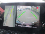 スイッチ操作により、「トップビュー」「フロントビュー」「サイドブラインドビュー」を切り替えが可能です。