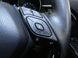 【ステアリングスイッチ】ハンドルから手を離さずに、操作が出来るスイッチです。(現車でのご確認をお願い致します)