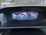 運転中の視線移動を抑えるレイアウトの「iCockpit」。