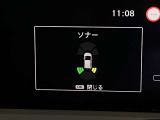 障害物を感知し知らせてくれるので安心です♪