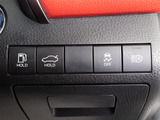 ★使いやすさや安全性を追求したステアリング周り!高級車ゆえにスイッチ類が多いのも特徴ですね!考え尽くされた配置ですぐに使いこなす事が出来ますのでご安心下さい!是非、体感してみて下さい!!